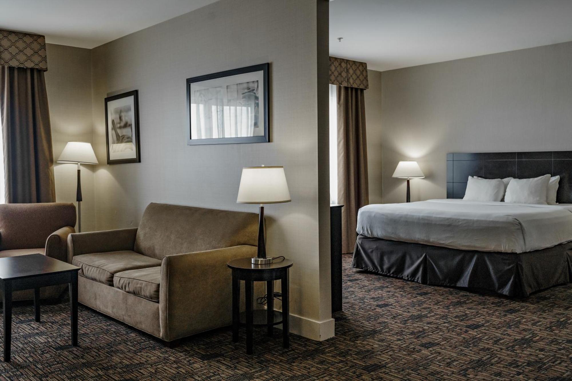 Radisson Hotel Edmonton Airport Ледюк Екстериор снимка