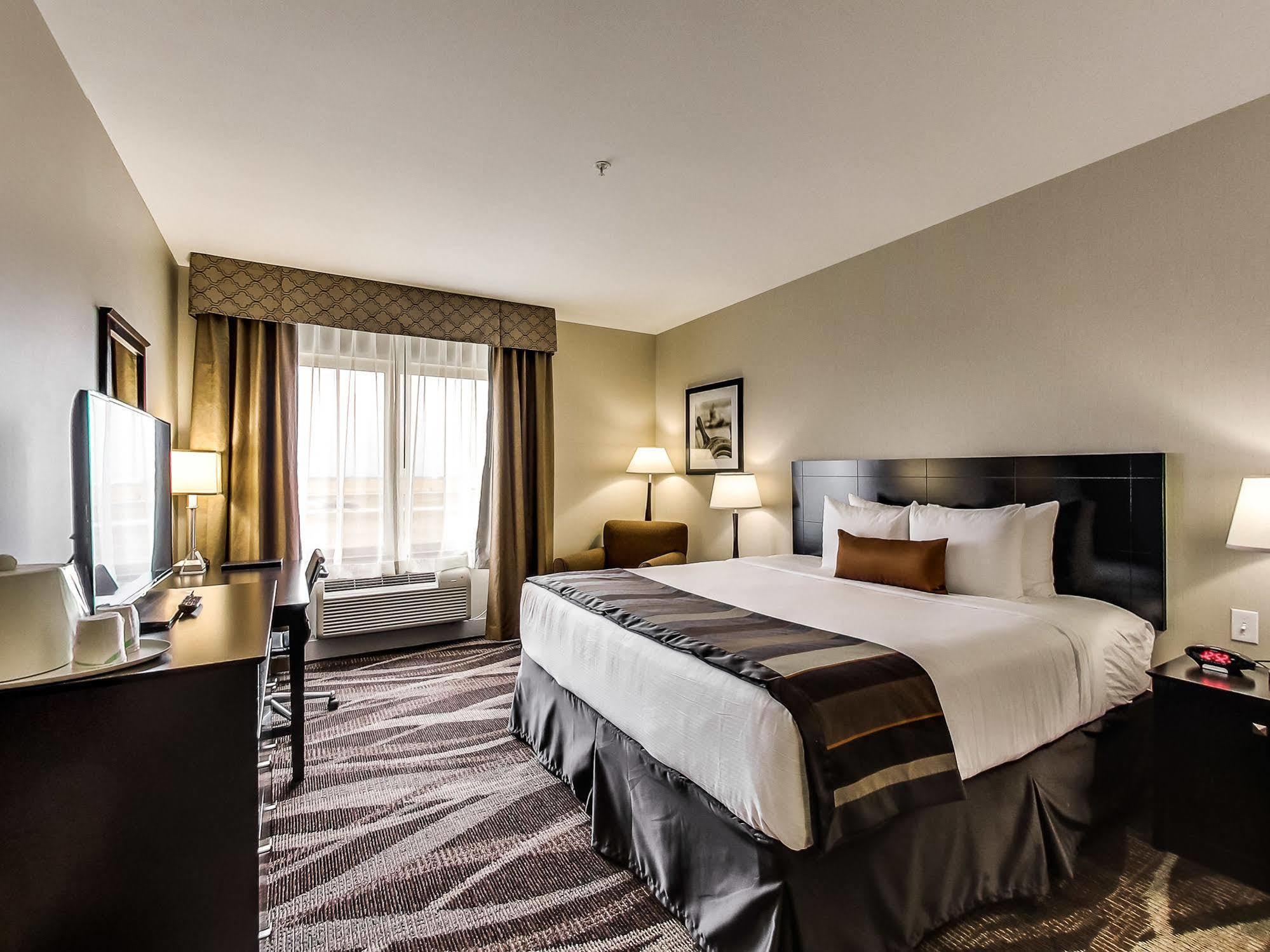 Radisson Hotel Edmonton Airport Ледюк Екстериор снимка